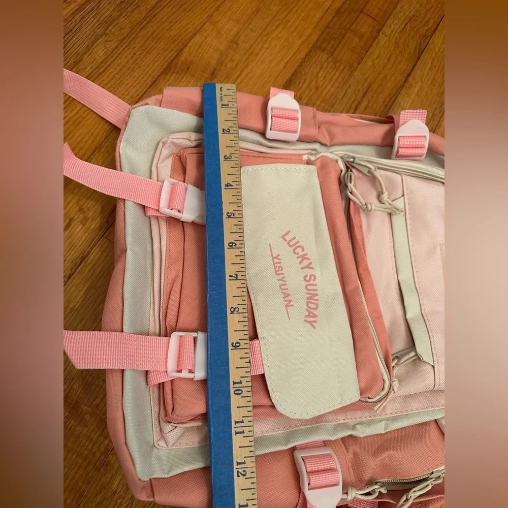 Lucky Sunday Yisiyuan backpack